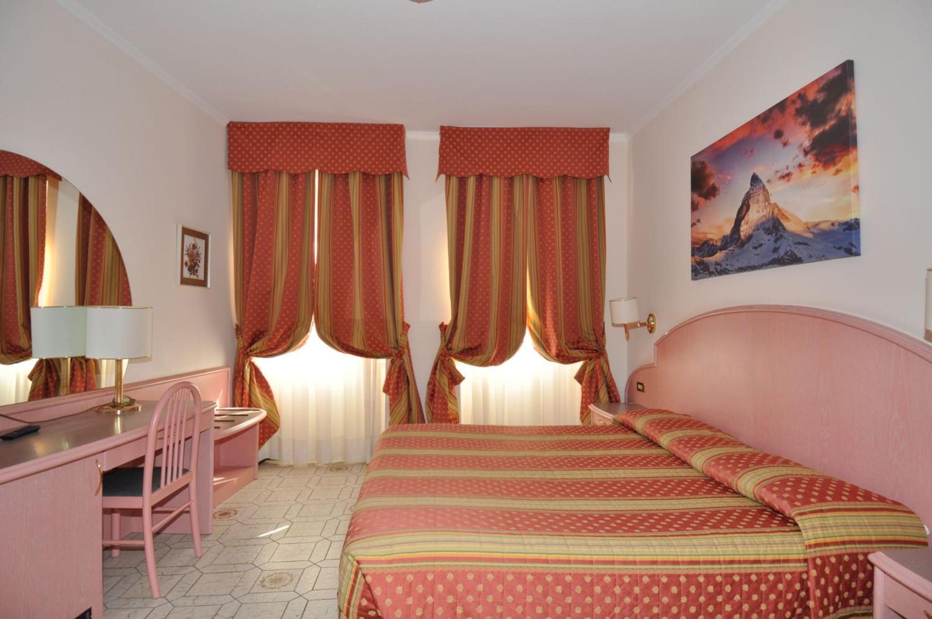 Hotel Moderno Stresa Habitación foto