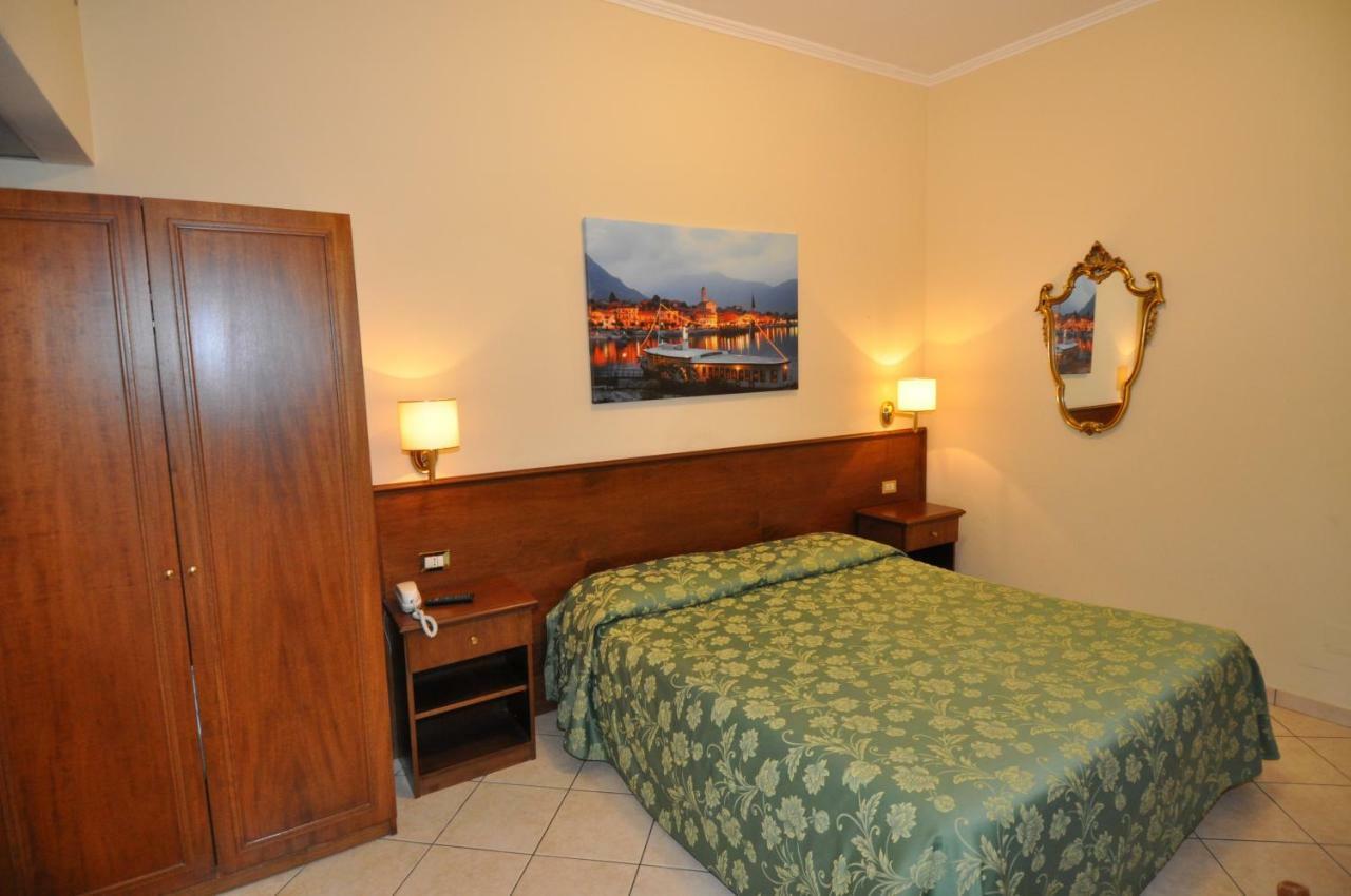 Hotel Moderno Stresa Exterior foto